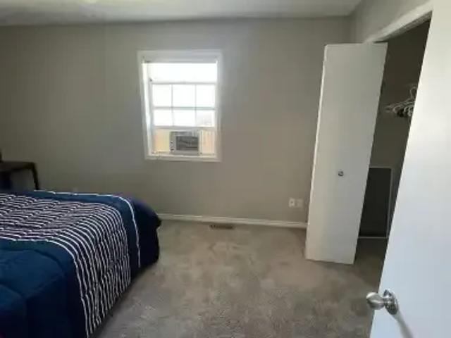 Townhouse for rent in Tuscany, Calgary