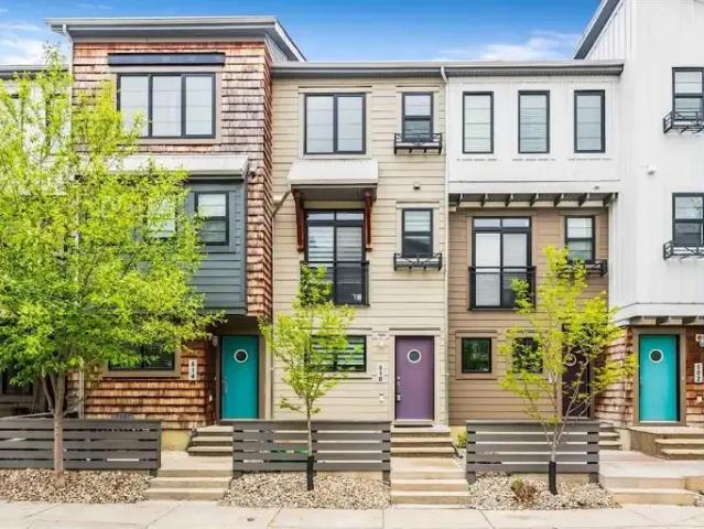 Townhouse for rent in Northwest, Alberta