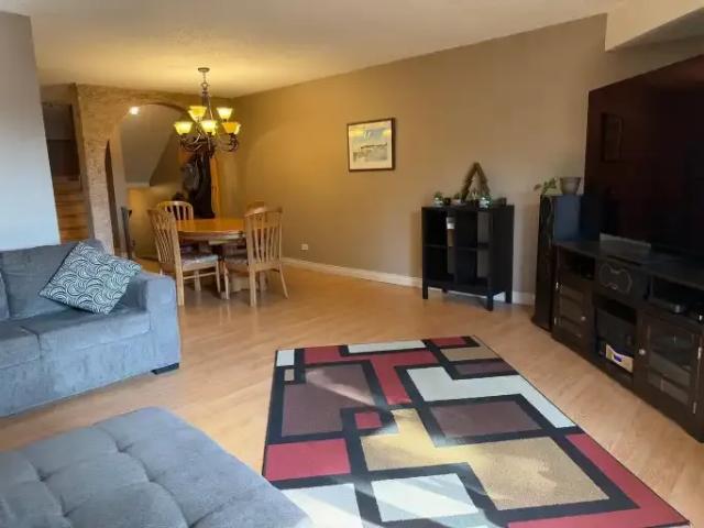Townhouse for rent in Northwest, Alberta