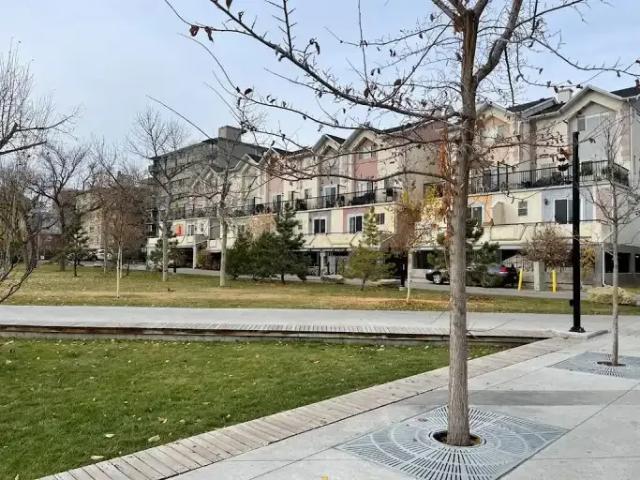 Townhouse for rent in Northwest, Alberta