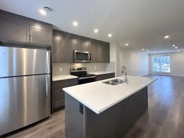 Townhouse for rent in Haskayne, Calgary