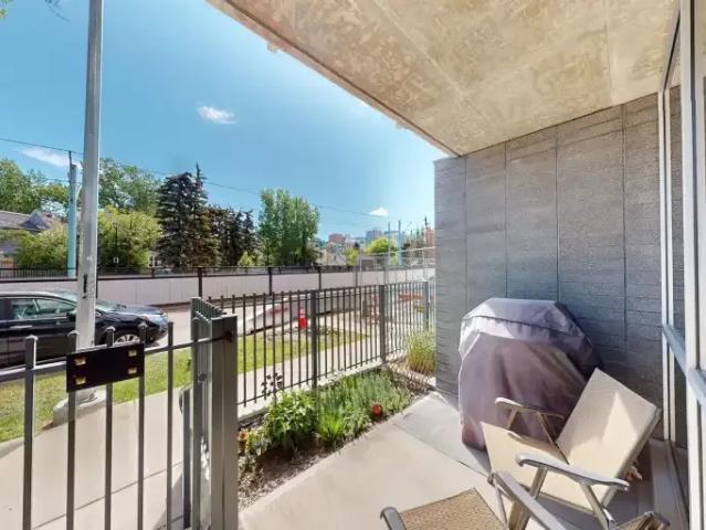 Townhouse for rent in Northwest, Alberta