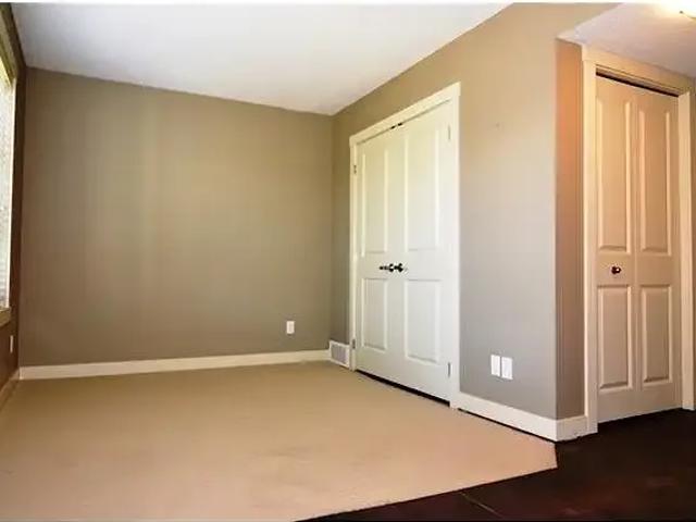 Townhouse for rent in Northwest, Alberta