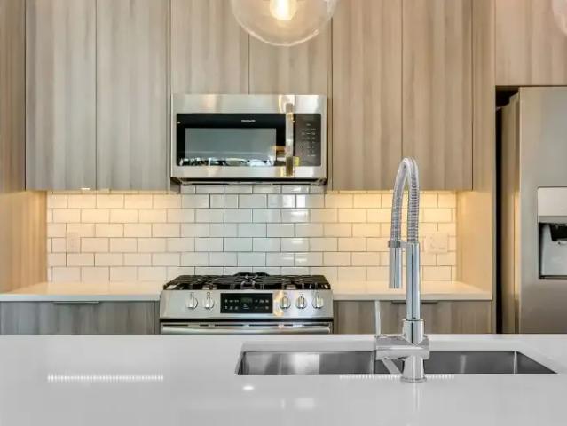 Townhouse for rent in Northwest, Alberta