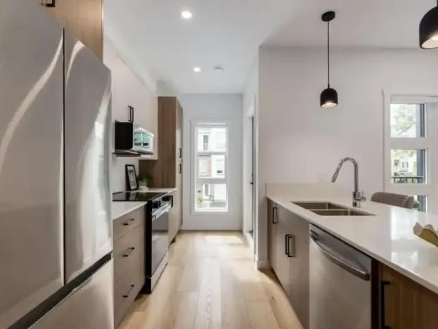 Townhouse for rent in Northwest, Alberta
