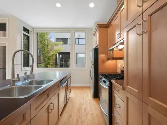 Townhouse for rent in Northwest, Alberta