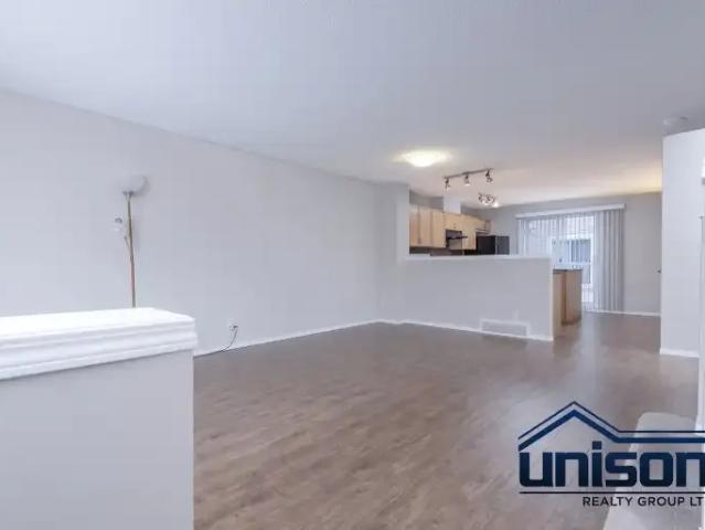 Townhouse for rent in Northwest, Alberta
