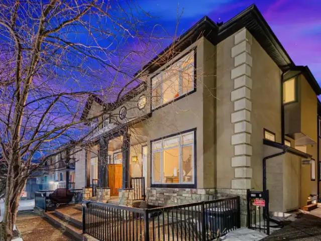 Townhouse for rent in Tuxedo Park, Calgary