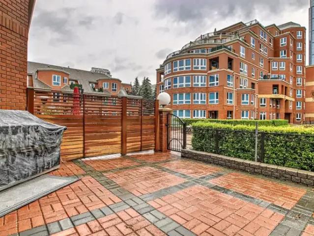 Townhouse for rent in Northwest, Alberta