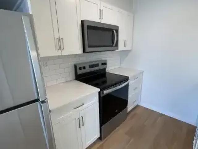 Townhouse for rent in Northwest, Alberta