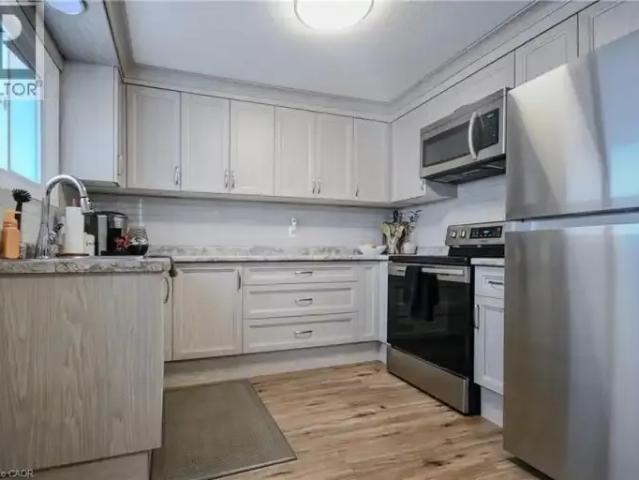 Townhouse for rent in Cambridge, Ontario