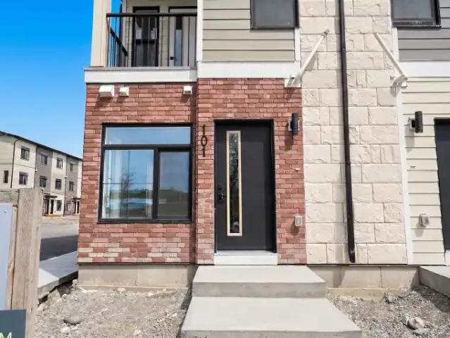 Townhouse for rent in Alberta