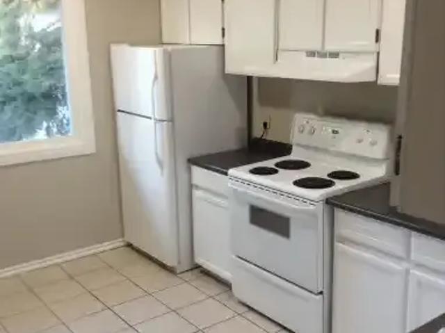 Townhouse for rent in Wedgewood, Alberta