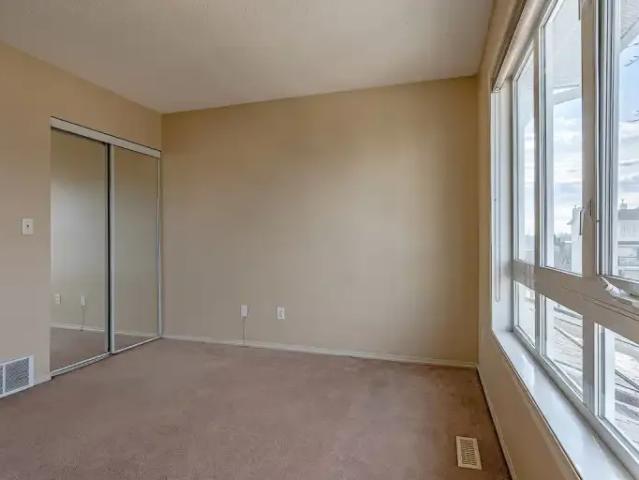 Townhouse for rent in Wedgewood, Alberta
