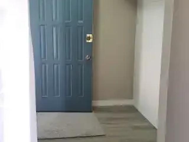 Townhouse for rent in Wedgewood, Alberta