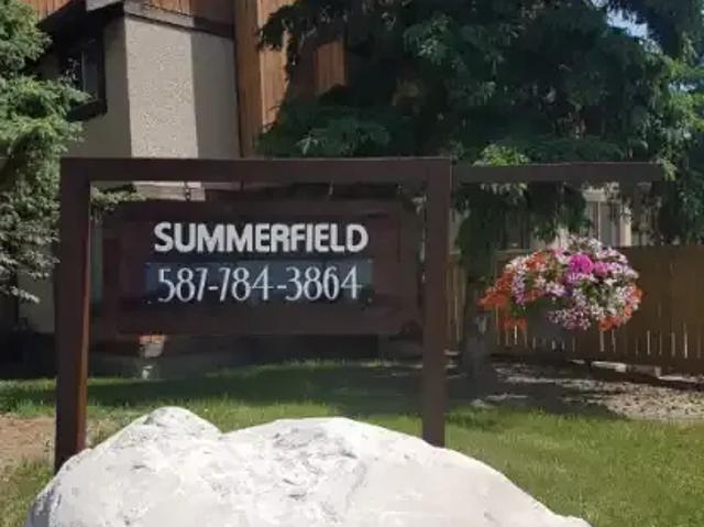Townhouse for rent in Wedgewood, Alberta