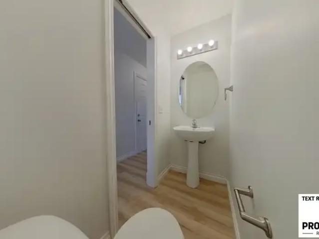 Townhouse for rent in Wedgewood, Alberta