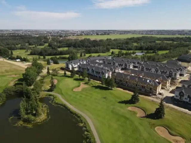 Townhouse for rent in Wedgewood, Alberta