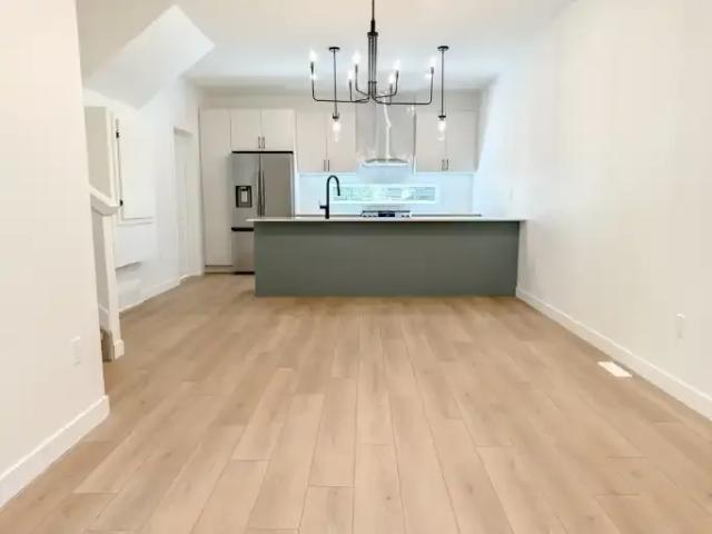 Townhouse for rent in Wedgewood, Alberta