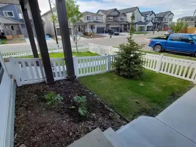 Townhouse for rent in Wedgewood, Alberta