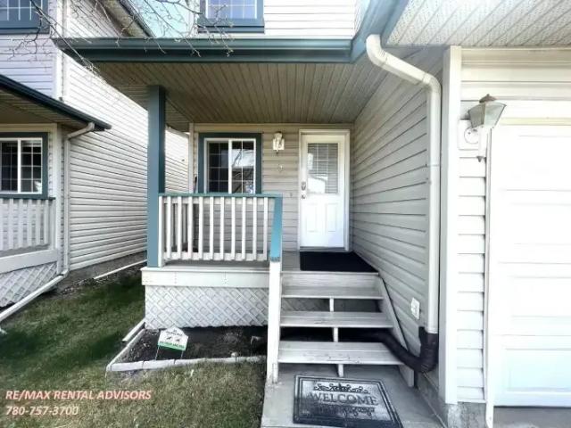 Townhouse for rent in Wedgewood, Alberta