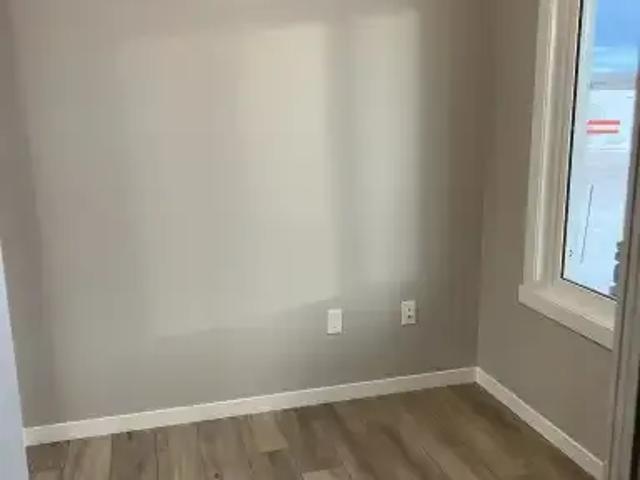 Townhouse for rent in Wedgewood, Alberta