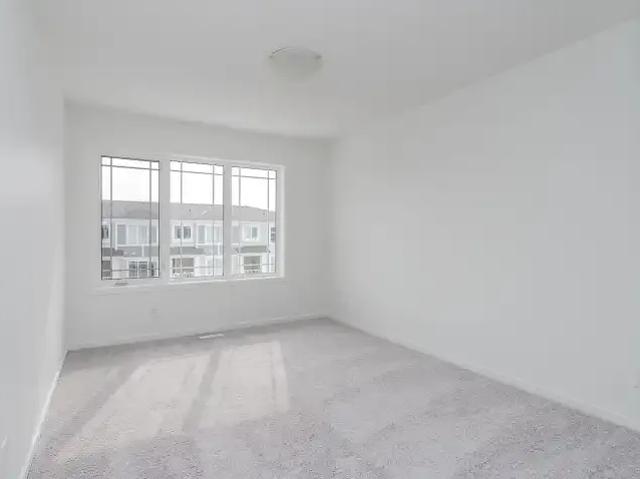Townhouse for rent in Wedgewood, Alberta