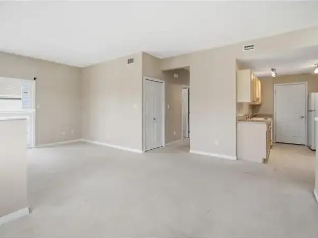 Townhouse for rent in Wedgewood, Alberta