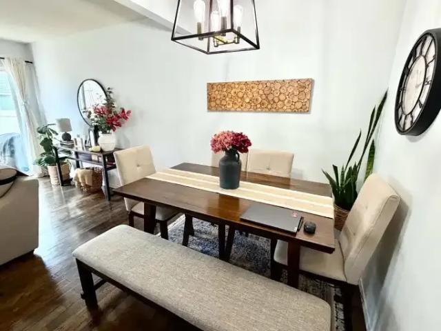 Townhouse for rent in Ellerslie Crossing, Edmonton