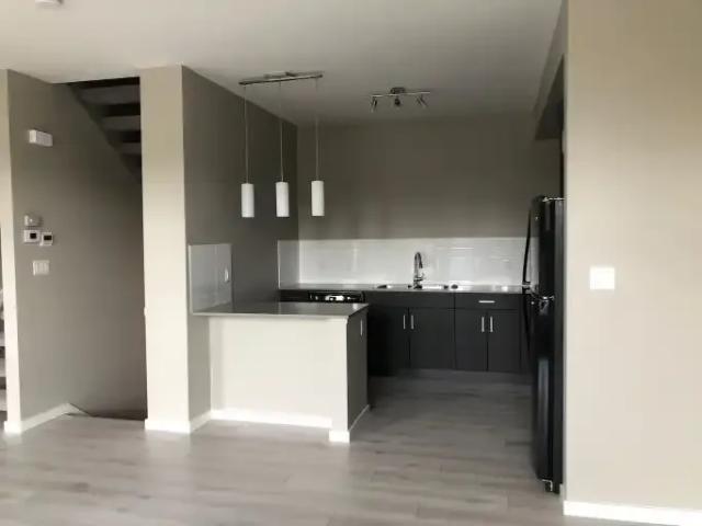 Townhouse for rent in Wedgewood, Alberta