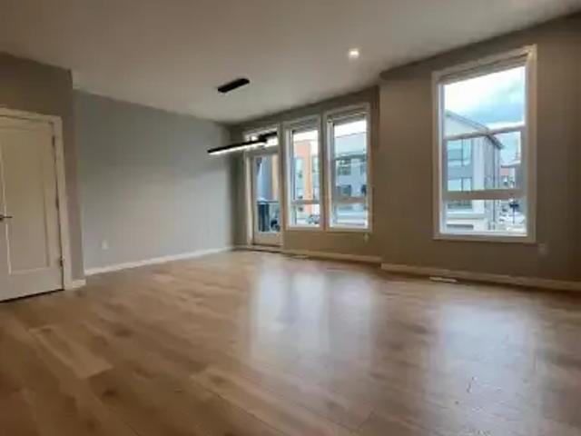 Townhouse for rent in Wedgewood, Alberta