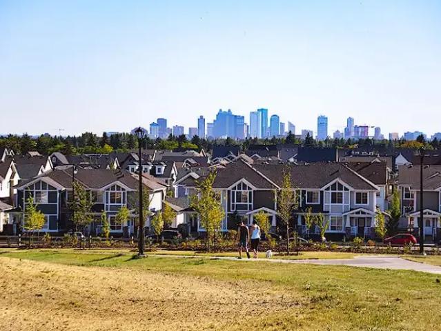 Townhouse for rent in Wedgewood, Alberta