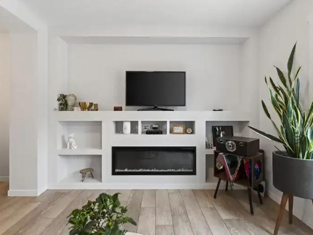 Townhouse for rent in Wedgewood, Alberta