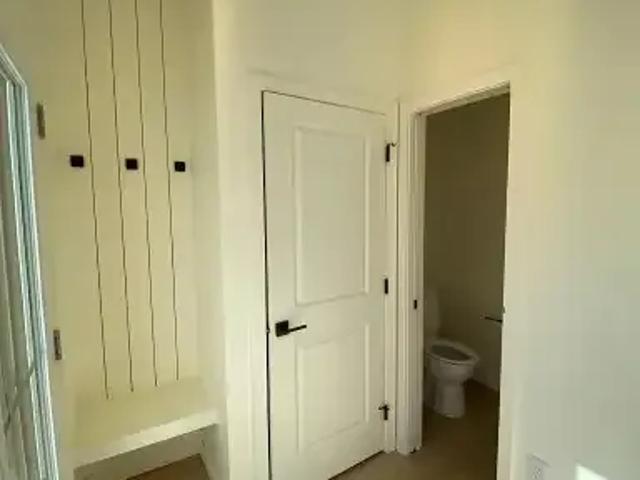 Townhouse for rent in Wedgewood, Alberta