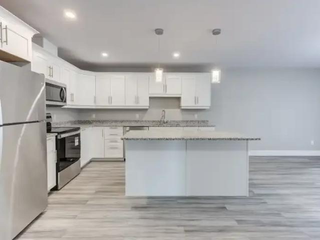 Townhouse for rent in Wanup, Ontario