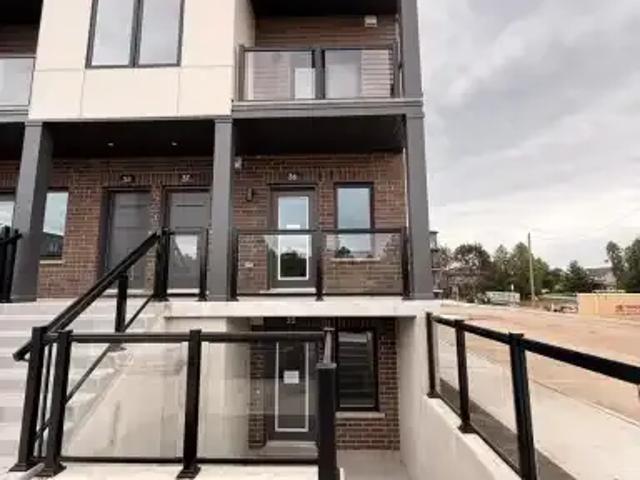 Townhouse for rent in Guelph, Southwestern Ontario