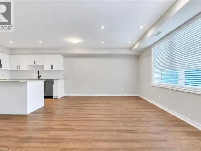 Townhouse for rent in Doon South, Kitchener