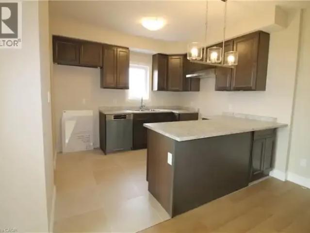 Townhouse for rent in Williamsburg, Kitchener