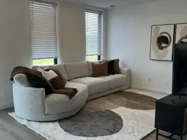 Townhouse for rent in Arva, Ontario