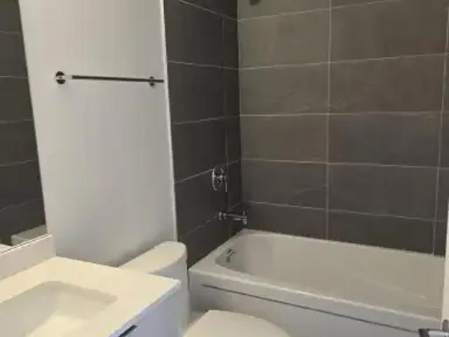 Townhouse for rent in Milton, Ontario
