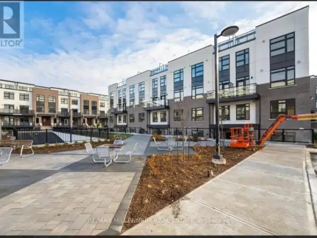 Townhouse for rent in Milton, Ontario
