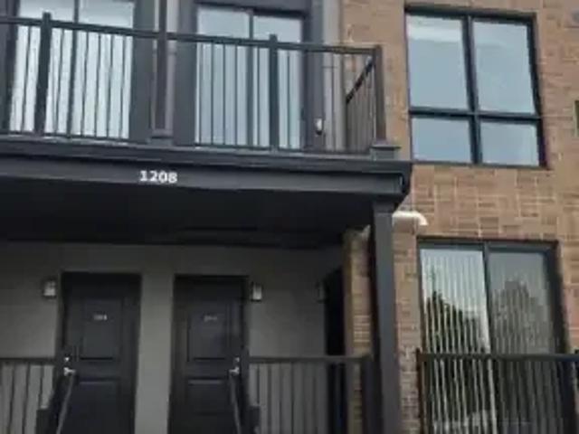 Townhouse for rent in Milton, Golden Horseshoe