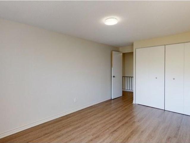 Townhouse for rent in Mulhurst Bay, Ontario
