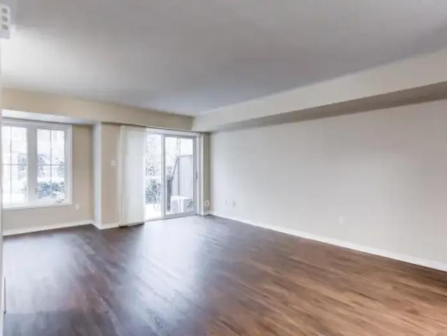 Townhouse for rent in Oakville, Ontario