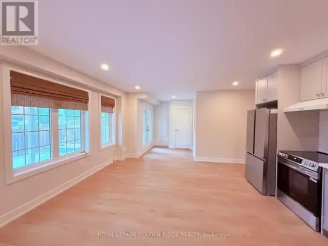 Townhouse for rent in Oakville, Ontario