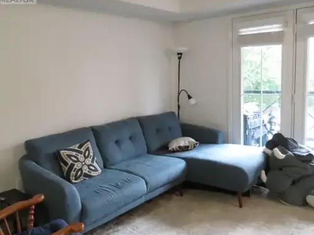 Townhouse for rent in Oakville, Ontario
