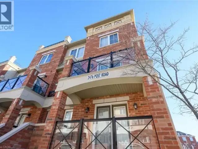 Townhouse for rent in Oakville, Ontario