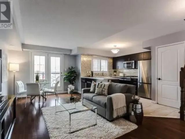 Townhouse for rent in Oakville, Ontario
