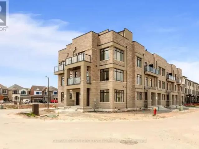 Townhouse for rent in Oakville, Ontario