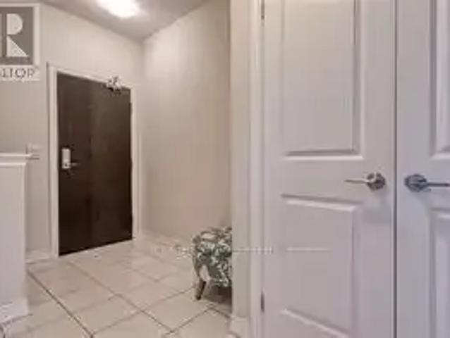 Townhouse for rent in Oakville, Ontario